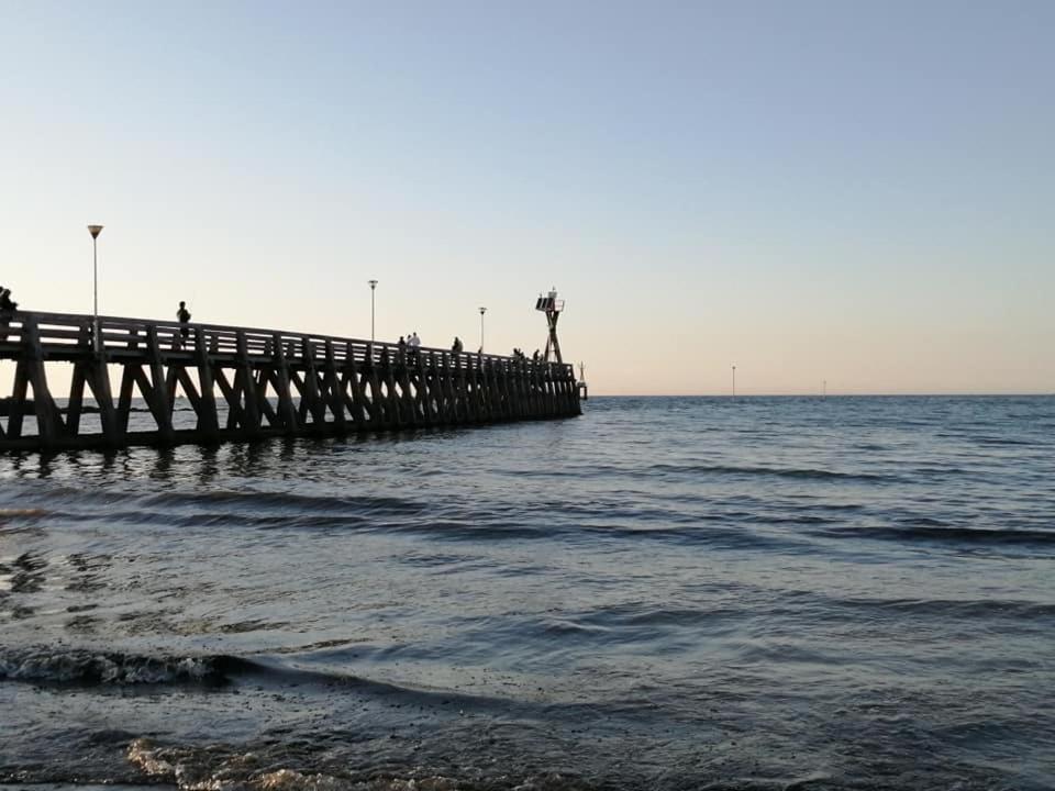 Plage Et La Mer Tres Proche Курсёль-сюр-Мер Экстерьер фото