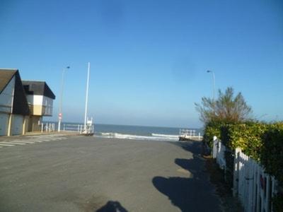 Plage Et La Mer Tres Proche Курсёль-сюр-Мер Экстерьер фото
